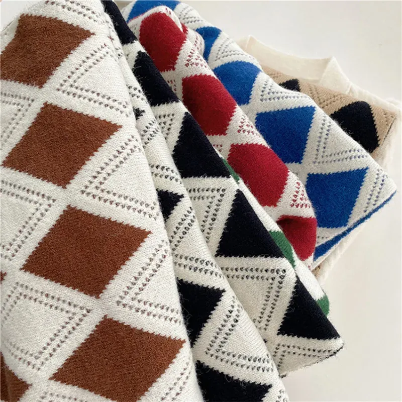 Custom Argyle Jacquard Scarf: Reversible Knit Winter Shawl All Colors