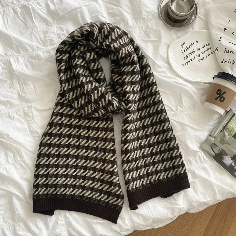 Custom Houndstooth Knit Scarf: OEM Pied-de-Poule Winter Wrap Brown