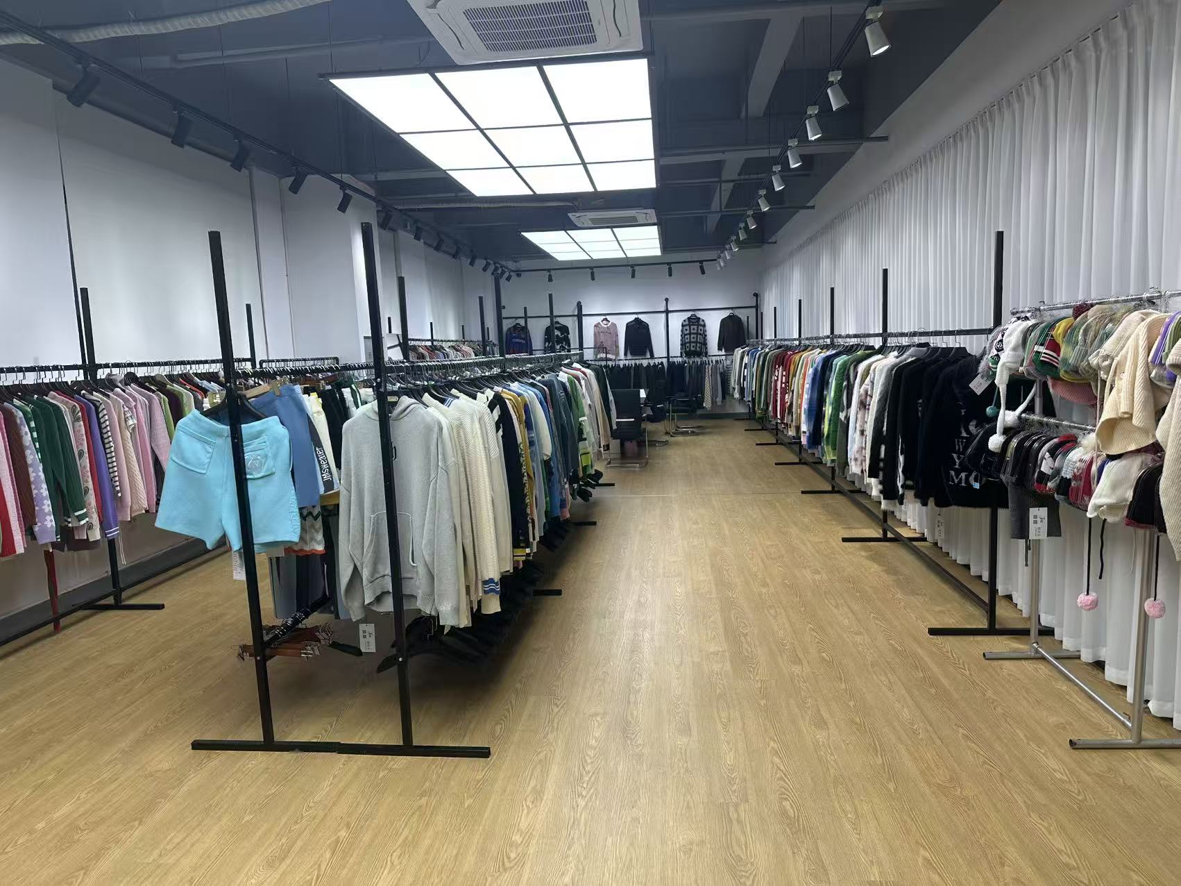 Streetwear knitwear sampling manufacturer