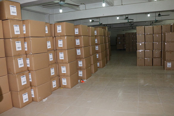 Final carton packing for export shipment by manufacturer