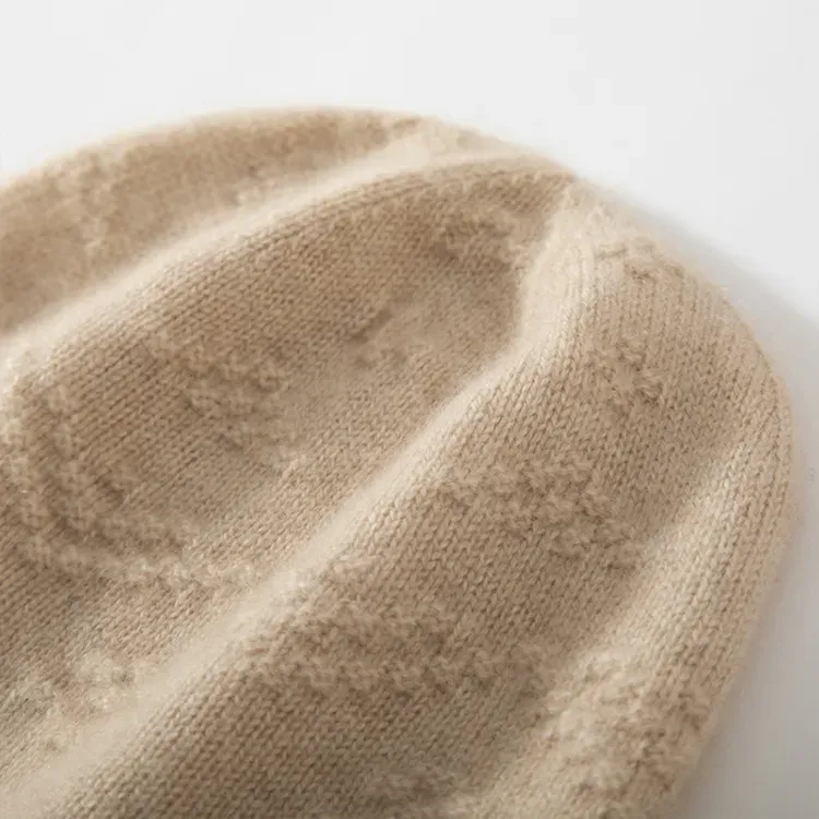 Seamless Pointelle Cashmere Beanie - Full Pattern Layout