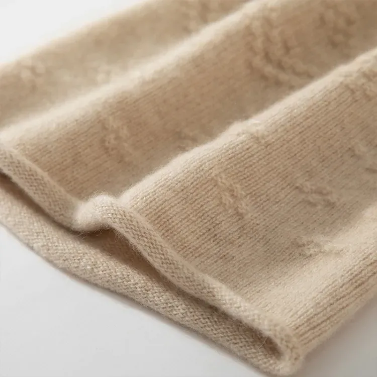 Seamless Pointelle Cashmere Beanie - Seamless Rolled Edge