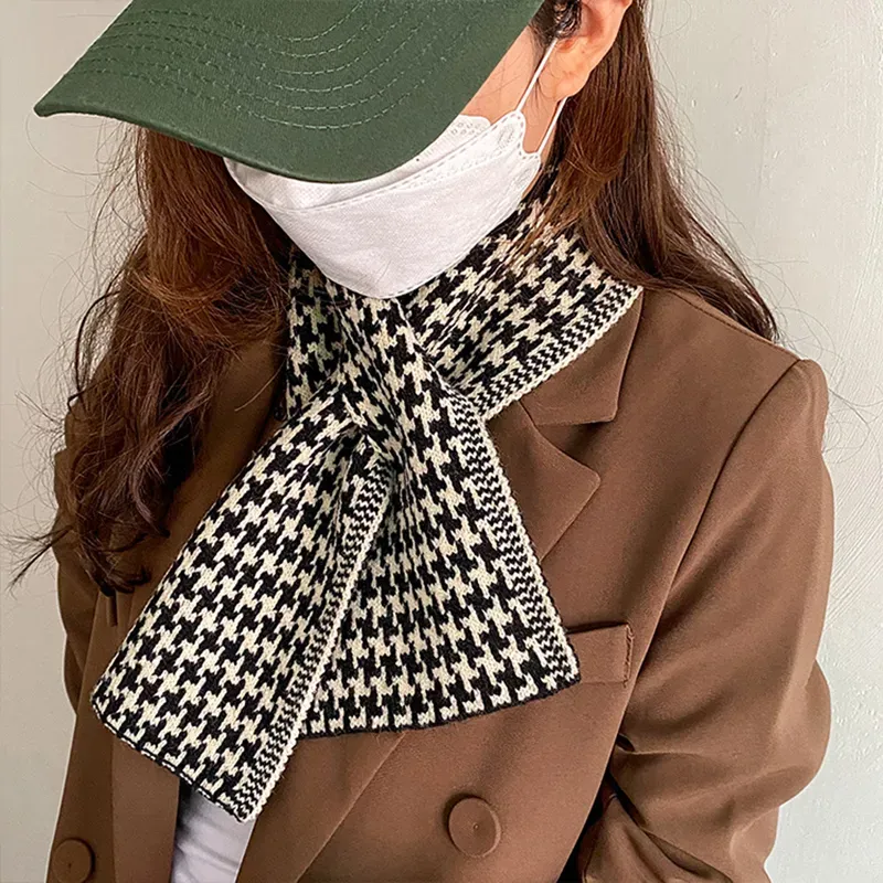 custom-houndstooth-knit-scarf-wholesale-skinny-muffler-dark-green