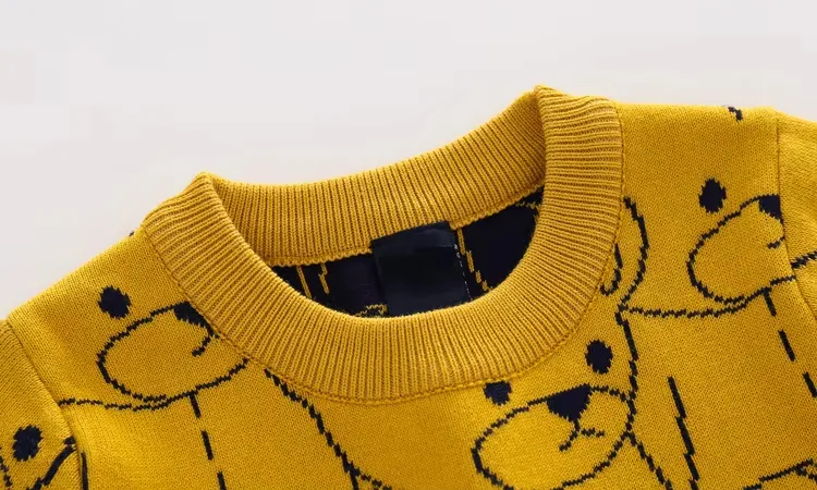 custom-kids-bear-pattern-jacquard-knit-sweater-collar-details