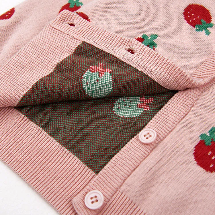 custom-kids-strawberry-knit-cardigan-knitting-details